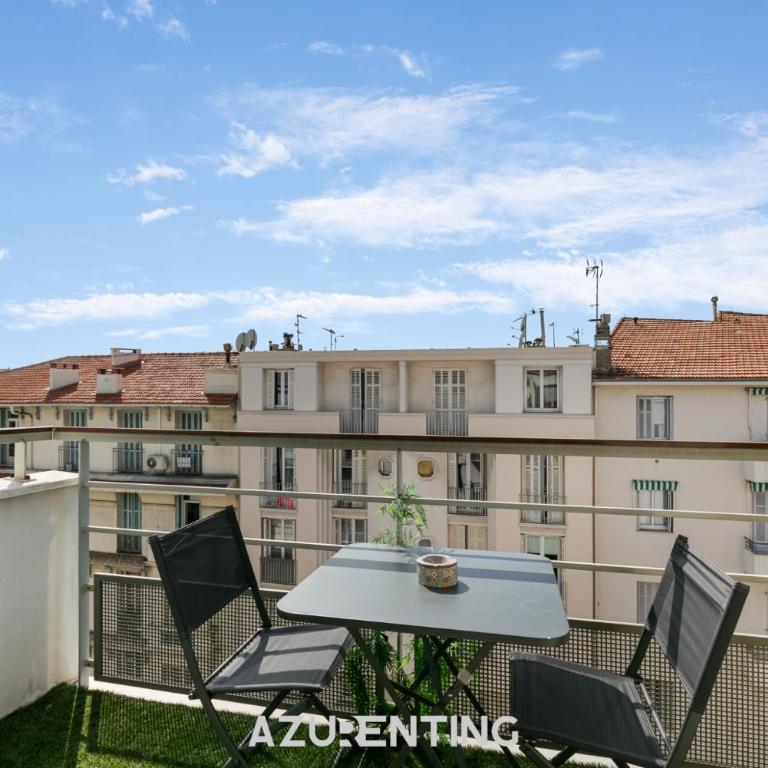Azurenting - T3 Cœur d'Antibes - Clim - Apartment mit 2 Schlafzimmern und Balkon - 4