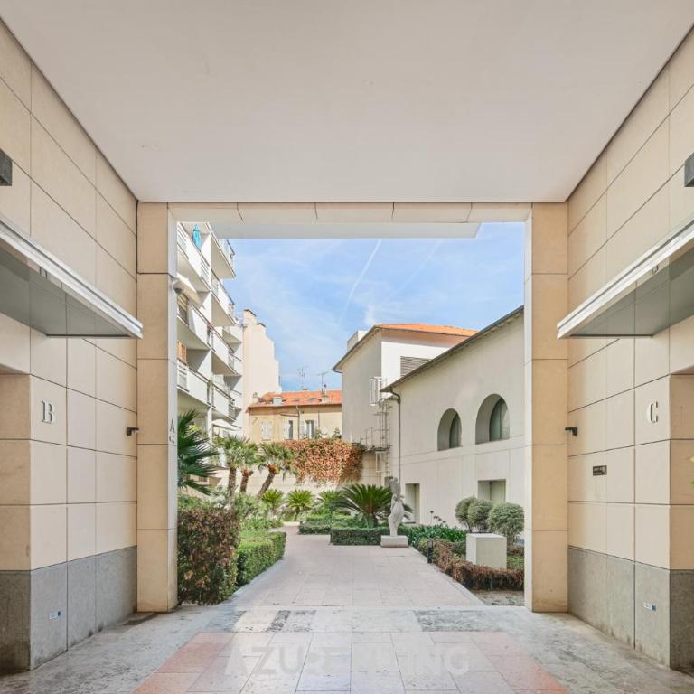 Azurenting - T3 Cœur d'Antibes - Clim - Apartment mit 2 Schlafzimmern und Balkon - 14
