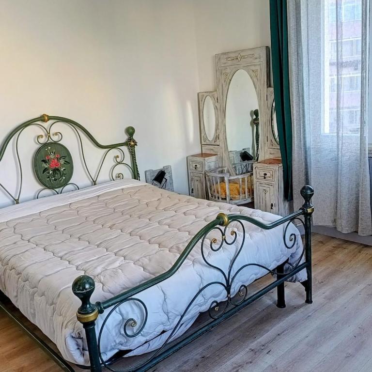Casa Relax Centro - Appartamento con 3 Camere da Letto e con Balcone - 20