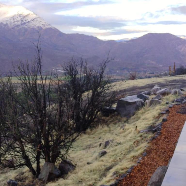 Refugio Andino con Vista a la Cordillera - Three-Bedroom House - 14