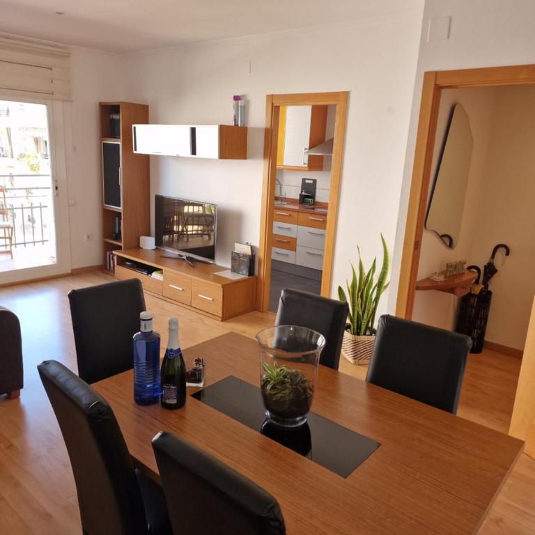 BONITO APARTAMENTO - Apartamento de 3 dormitorios - 2