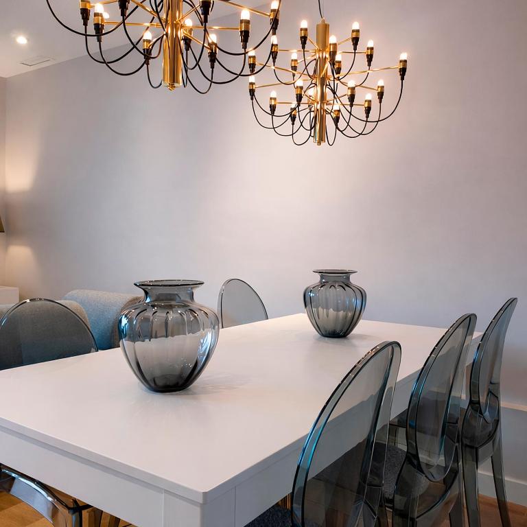 Barcelona Mediterranean Apartments - Two-Bedroom Apartment with Balcony and Terrace - 9