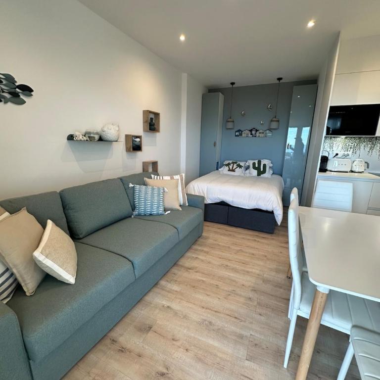 Waterfront Studio Bergerie Hyères - Apartamento de 1 dormitorio - 5