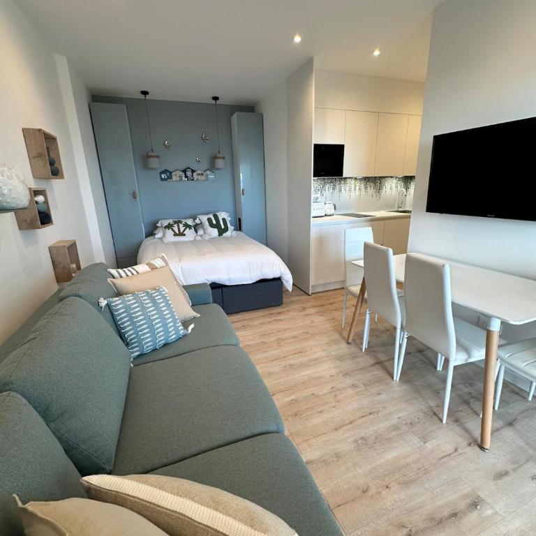 Waterfront Studio Bergerie Hyères - Apartamento de 1 dormitorio - 17