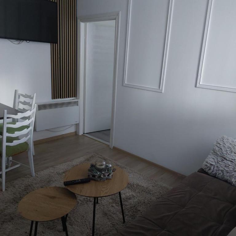 Apartman V&V - One-Bedroom Apartment - 6