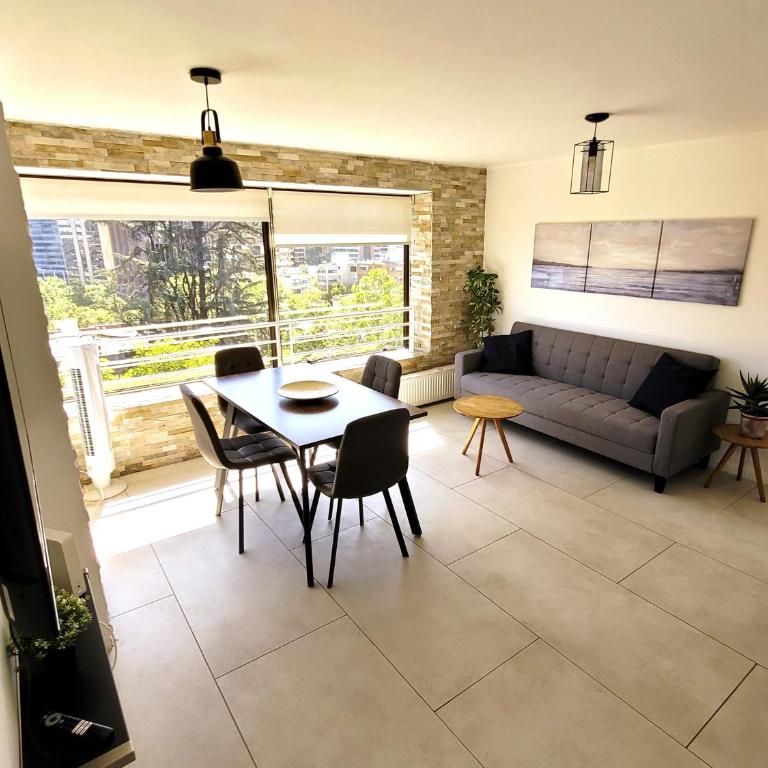 01 Comodo, cama KING con Estacionamiento Providencia - One-Bedroom Apartment - 1