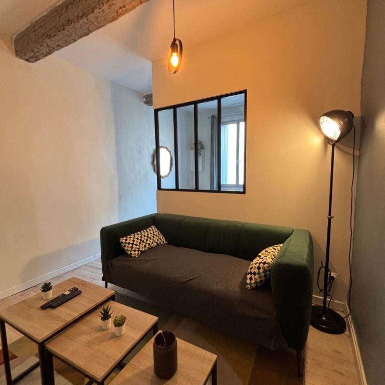 Spacious studio on the edge of the historic center - Apartment mit 1 Schlafzimmer - 44