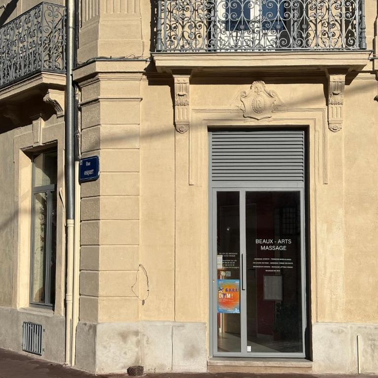 Spacious studio on the edge of the historic center - Apartment mit 1 Schlafzimmer - 34