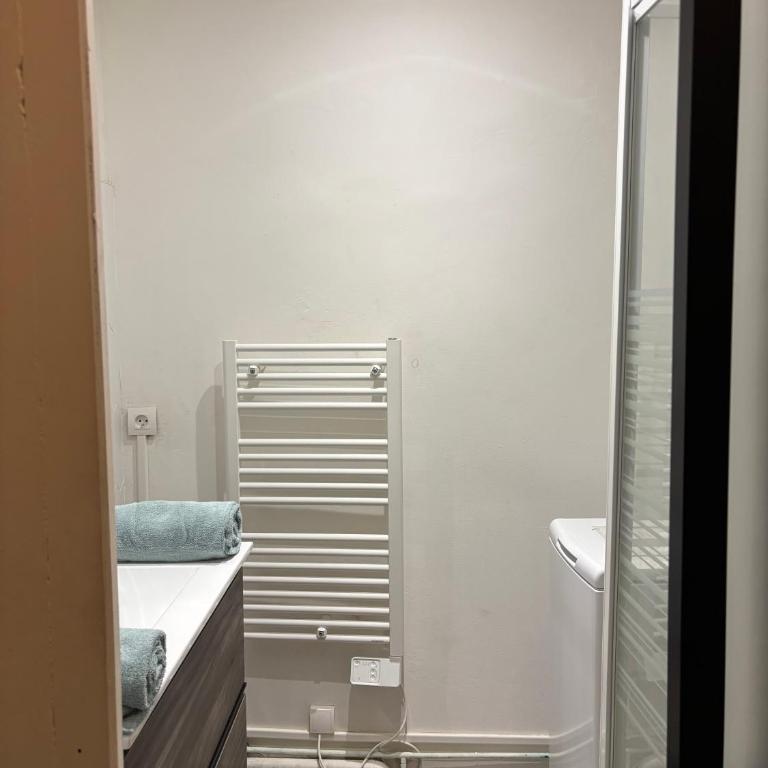 Spacious studio on the edge of the historic center - Apartment mit 1 Schlafzimmer - 49