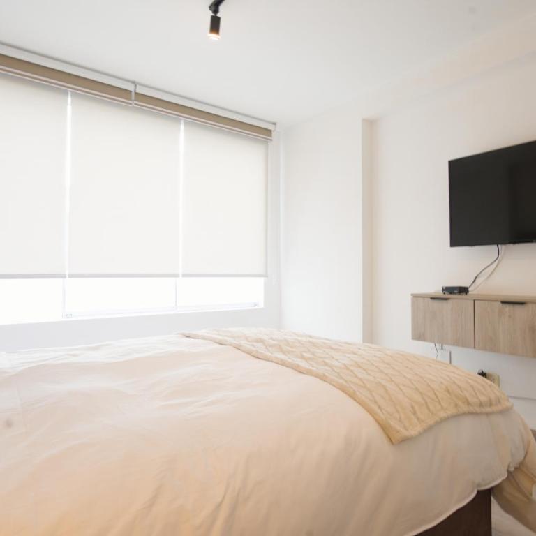 Stylish Duplex with Terrace & Park Views - Casa - 7