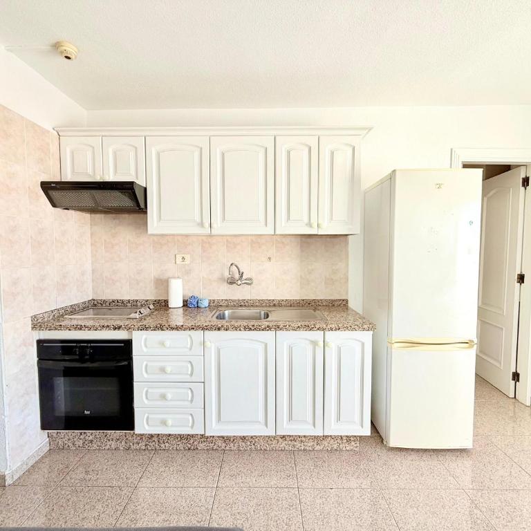 Very good place and sunny - Apartamento de 2 dormitorios - 16