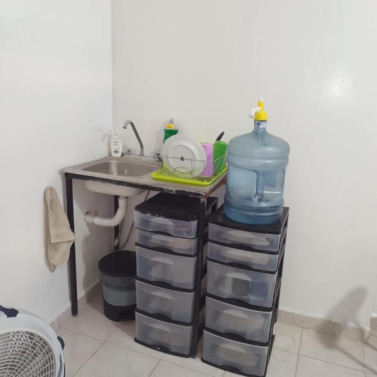 Fully equipt Apt - One-Bedroom Apartment - 20