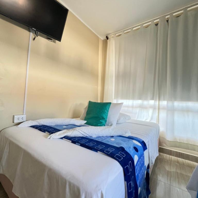 HOSPEDAJE welcome paracas - Habitación Triple con baño - 1