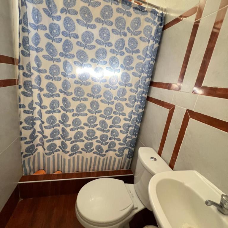 HOSPEDAJE welcome paracas - Habitación Doble con baño privado - 5