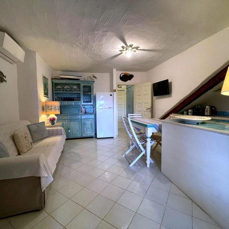 Splendido appartamento con terrazzo Punta Volpe - Appartamento con 2 Camere da Letto - 10
