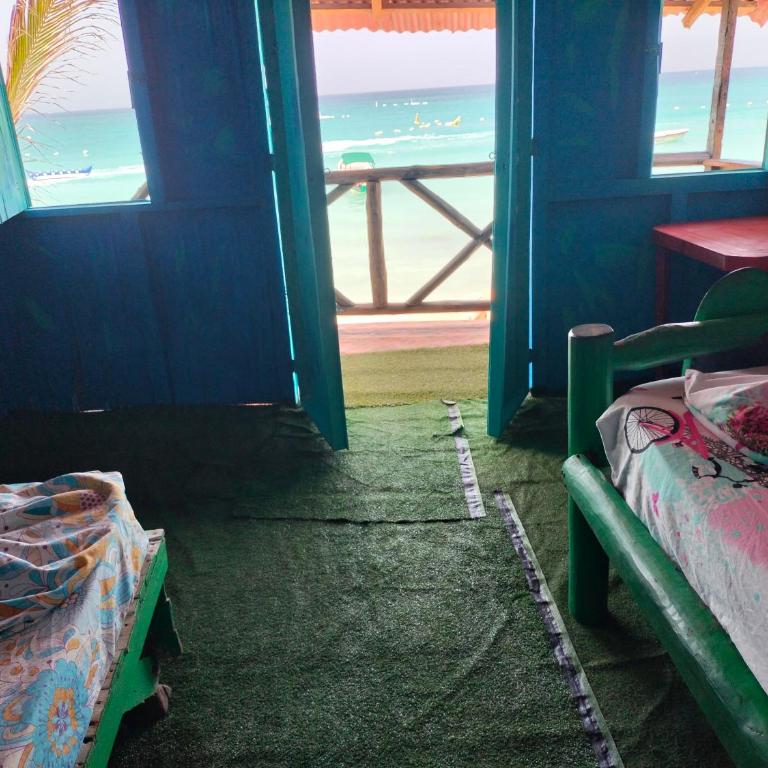 Playa Tortuga Carey - Deluxe Suite with Sea View - 2