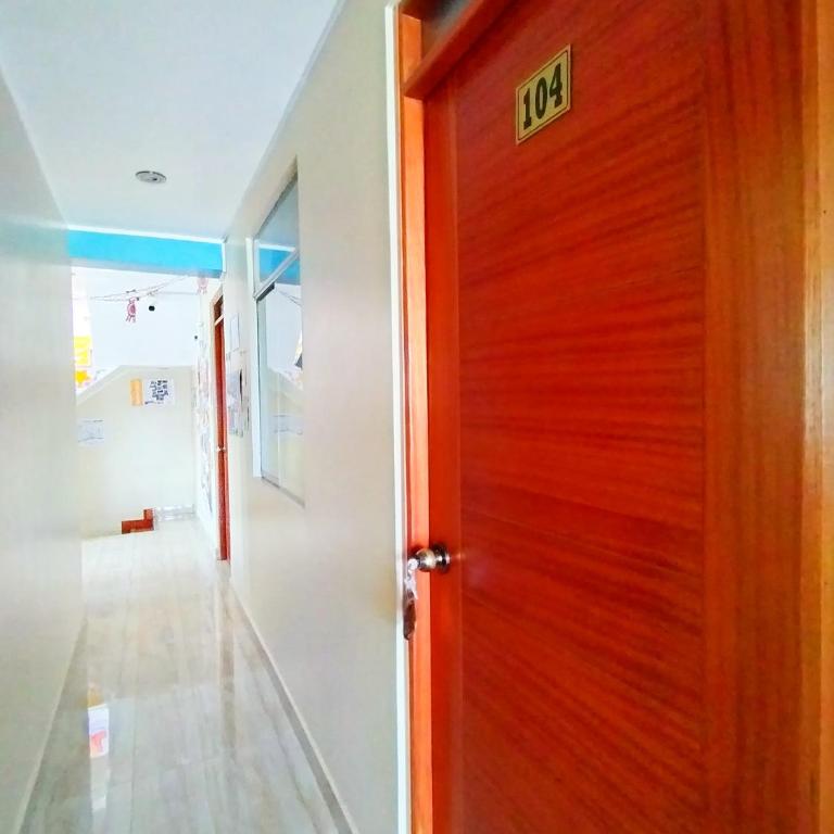 HOSPEDAJE welcome paracas - Habitación Cuádruple con baño privado - 2