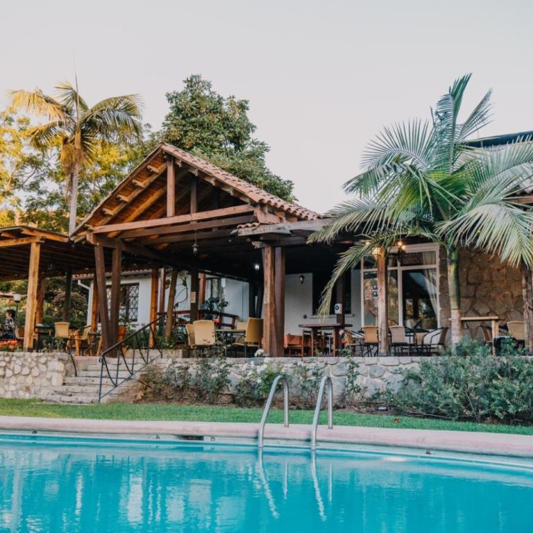 Hotel Fundo Las Tortolas - Comfort Quadruple Room - 4