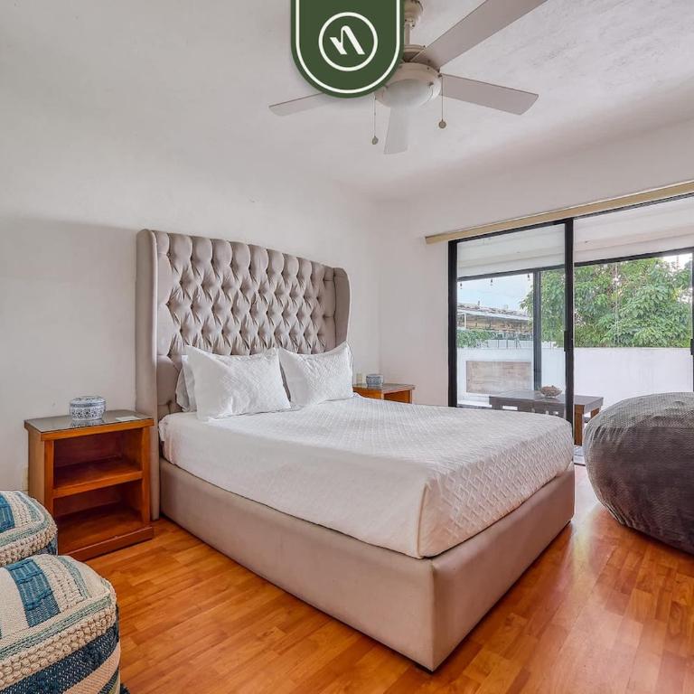 2 BR Condo in Hotel - Beach - Pools & Kids Club - Vacation Home - 4