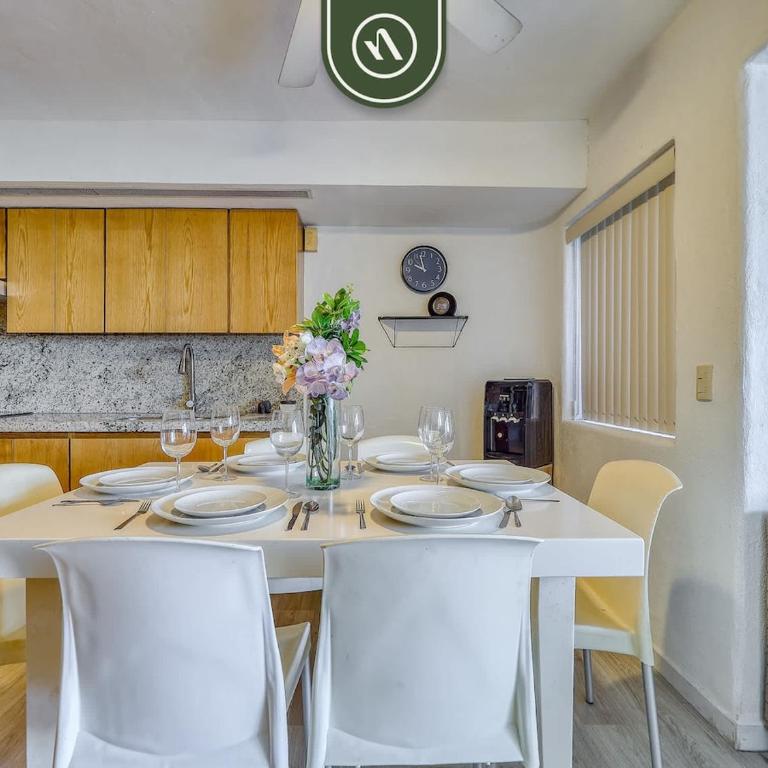 2 BR Condo in Hotel - Beach - Pools & Kids Club - Vacation Home - 19