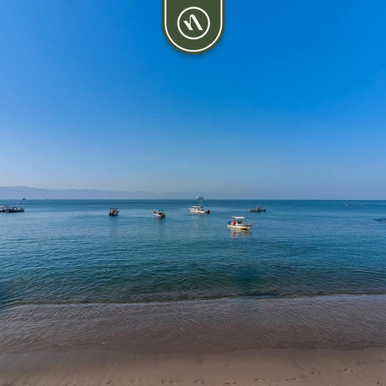 2 BR Condo in Hotel - Beach - Pools & Kids Club - Vacation Home - 41
