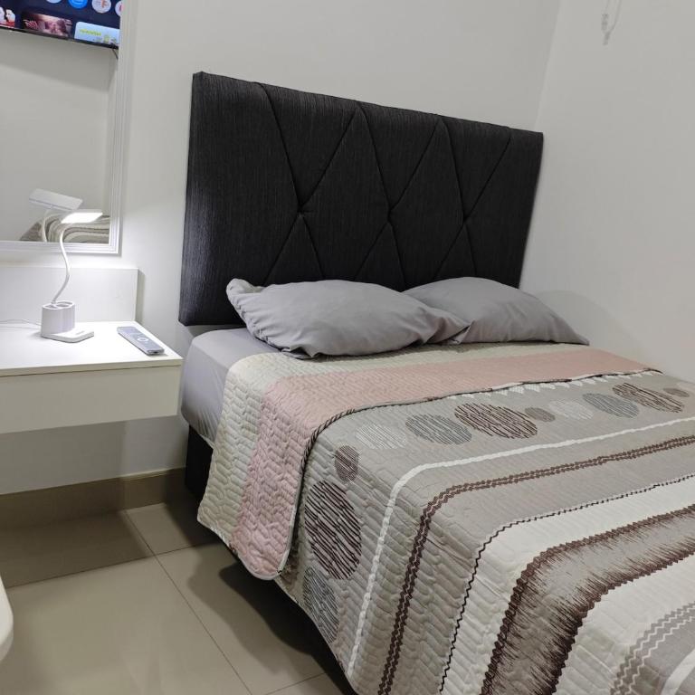 Air conditioning, Wi-Fi, separate entraAire acondicionado, Wifi, entrada independientence - Apartamento de 1 dormitorio - 5