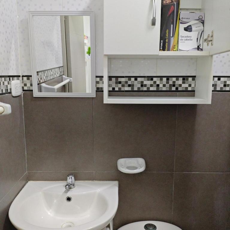 Air conditioning, Wi-Fi, separate entraAire acondicionado, Wifi, entrada independientence - Apartamento de 1 dormitorio - 23