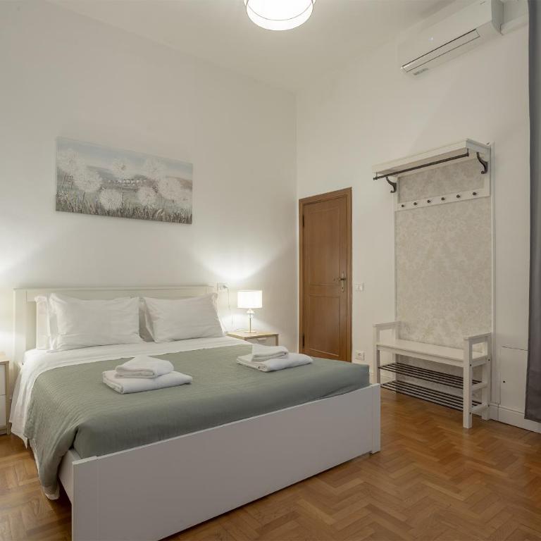 Delux Via Faenza - Camera Tripla Deluxe - 1