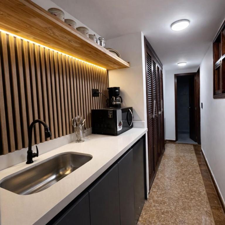 Primavera Lofts - Deluxe Family Suite - 7