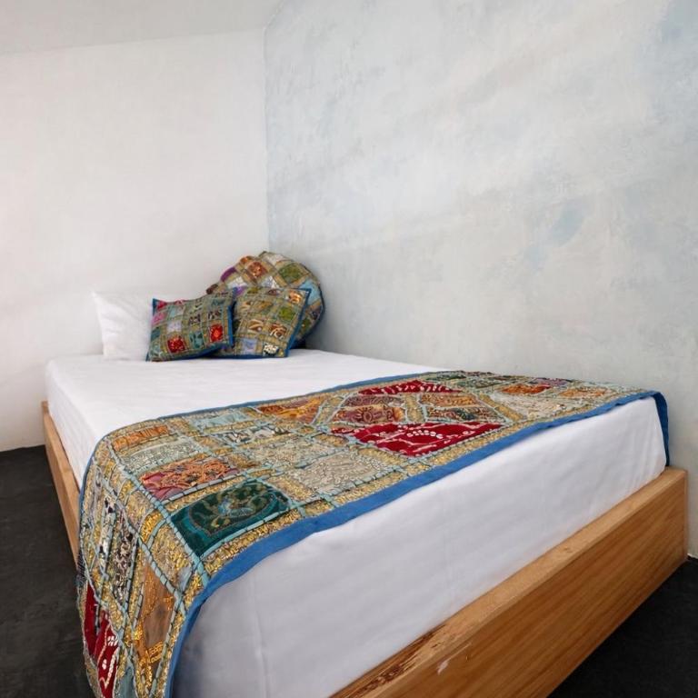 Primavera Lofts - Triple Room with Balcony - 3