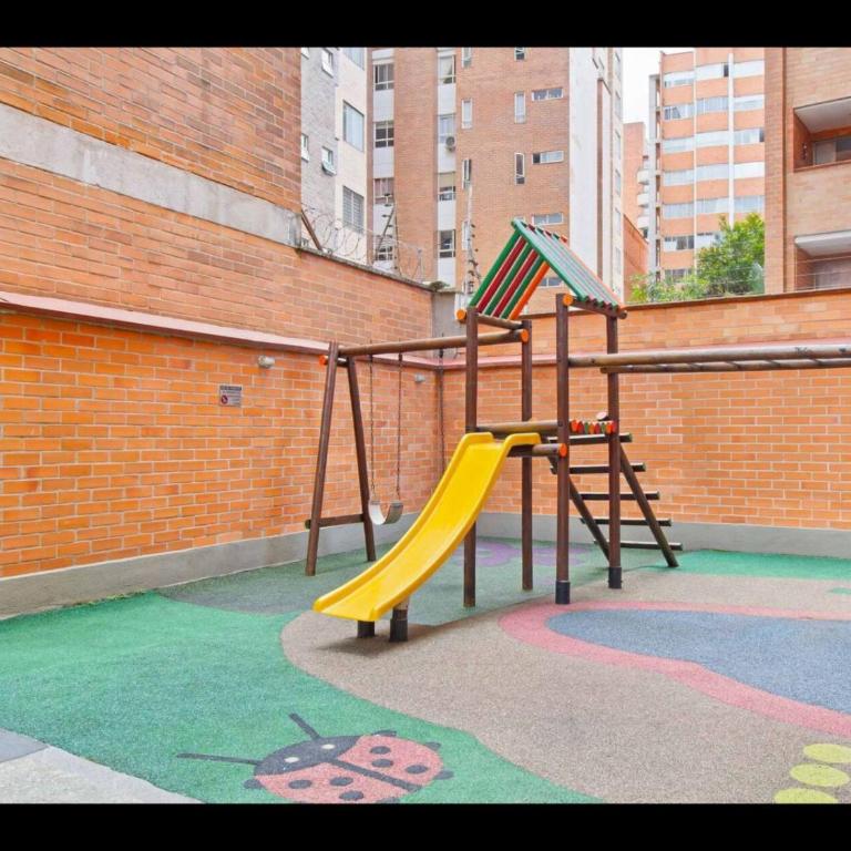 Sauna, gym y zona infantil en Envigado cerca Metro Ayurá - Seguridad 24 h - Apartamento de 3 dormitorios - 25