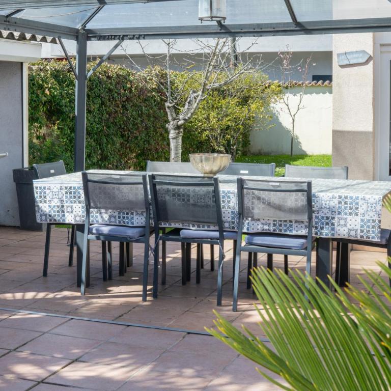 Charming house with pool - Villa - 44