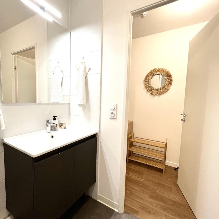 évasion parisienne - T2 Familial à Saint Denis - Apartamento de 1 dormitorio con vistas - 3