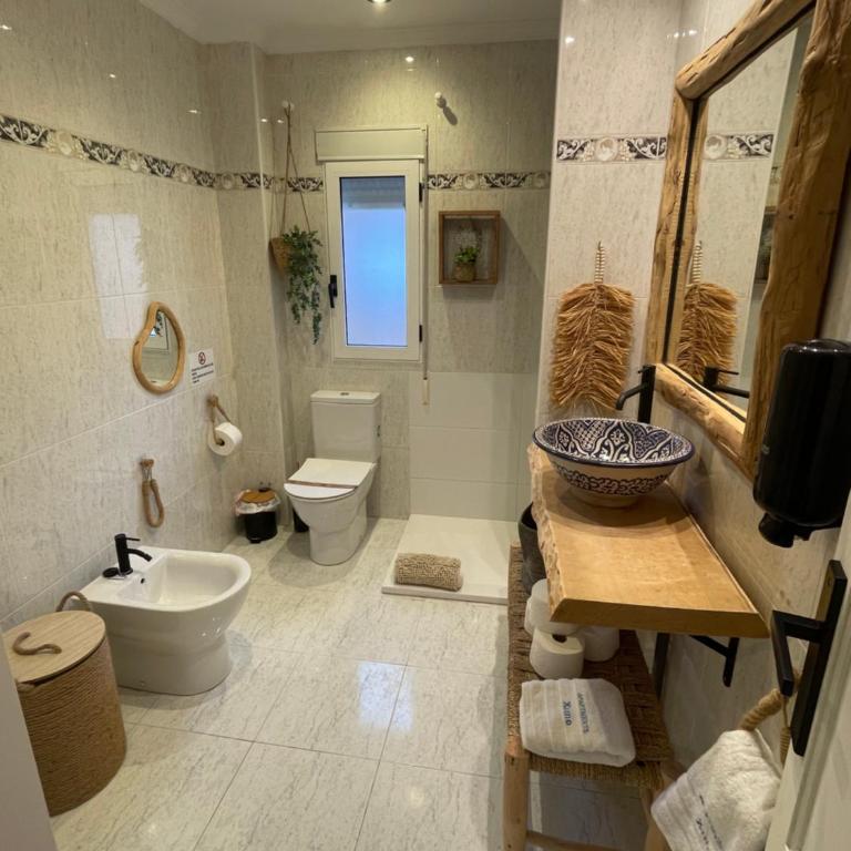 Villa AMANAY a Primera Línea de Playa con Piscina Privada By XimoApartments - Villa - 23