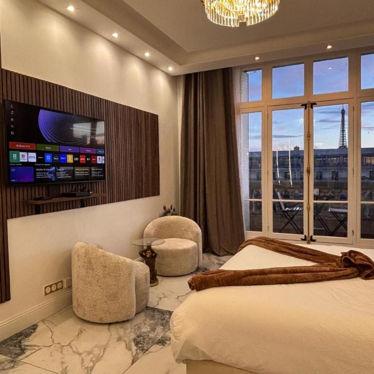 Magnifique Studio Champs Elysees Vue Tour Eiffel et Arc de Triomphe - Appartement 1 Chambre - 1