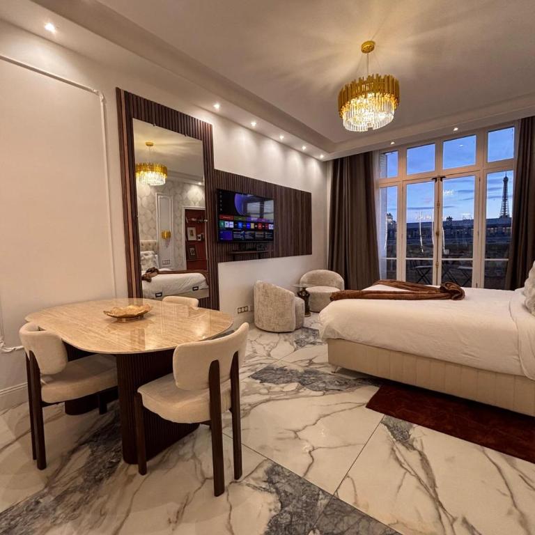 Magnifique Studio Champs Elysees Vue Tour Eiffel et Arc de Triomphe - Appartement 1 Chambre - 7