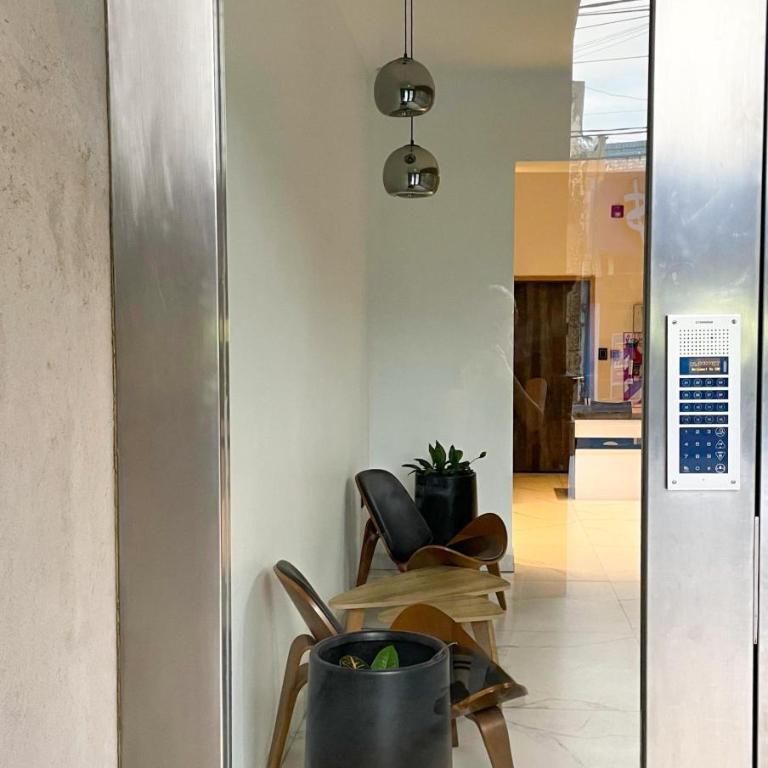 Moderno departamento en el centro de la ciudad - Apartamento de 1 dormitorio - 28