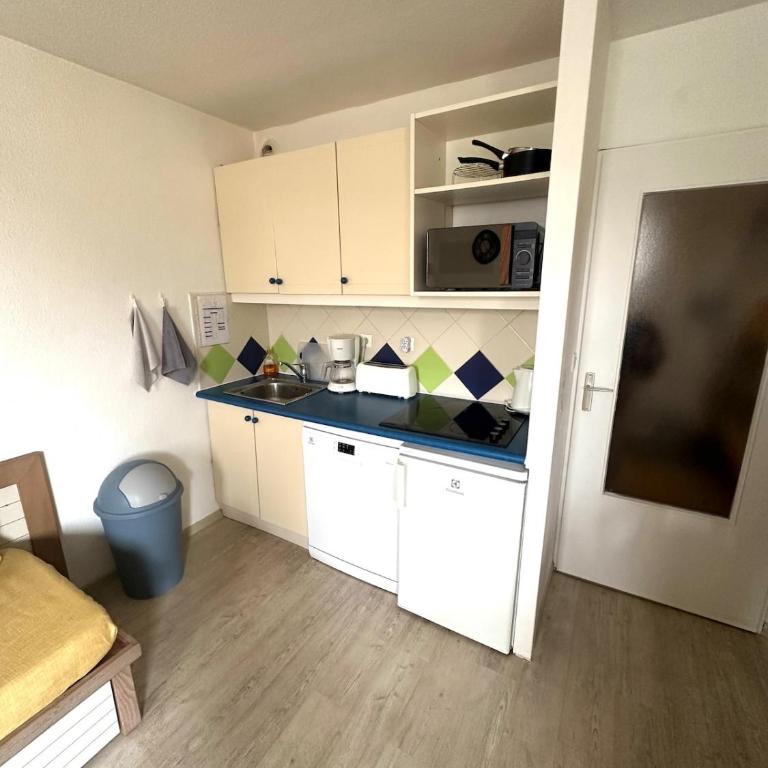 Beau T2 au domaine de valescure - Apartamento de 2 dormitorios - 9