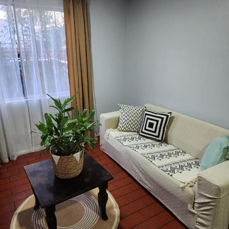 Casa Runa - Two-Bedroom House - 14