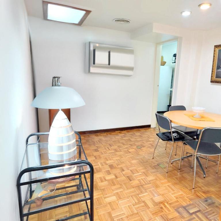 Flexible Check-in! Uruguay y Av Cordoba Amplio Apartamento en Pleno Centro de Buenos Aires, zona Teatro Colon, Restaurantes - Apartamento de 2 dormitorios - 7