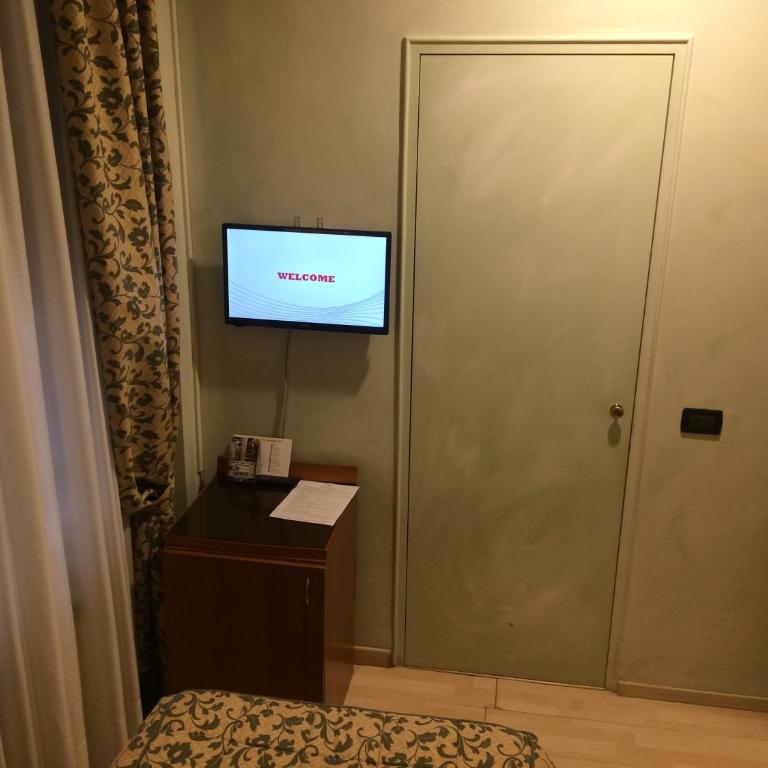 Coccodrillo Hotel & Apartments - Camera Singola Standard - 4