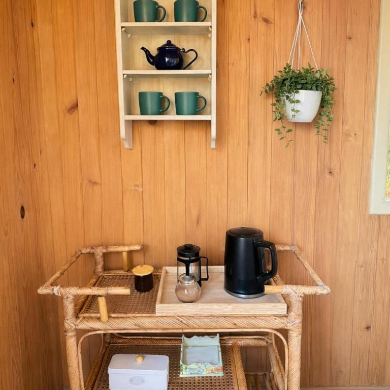 Cozy Cabin in Chiloé Wifi in Native Forest and Ocean View Retreat - Two-Bedroom Chalet - 7