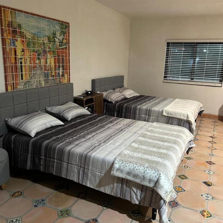 AG Dusty Luxe Suite #3 - Two-Bedroom Apartment - 2
