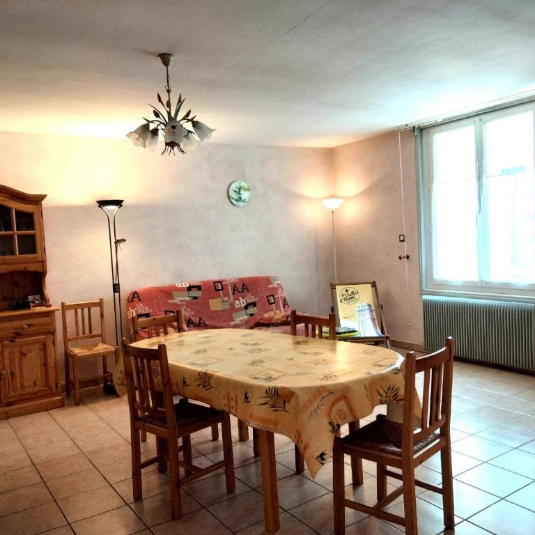 Charmante maison T4 entre port et plage aux Sables-d'Olonne - FR-1-331-232 - Vacation Home - 4