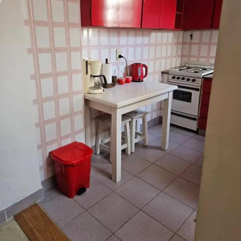 Almirante Brow - One-Bedroom Apartment - 13