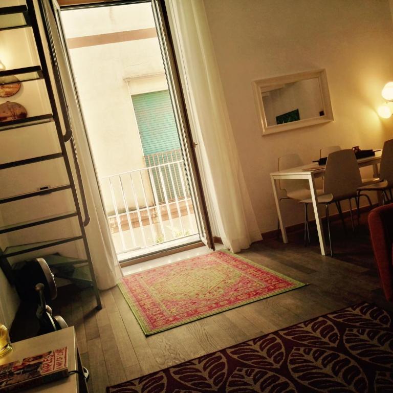 La casa di Francine a 100mt da Piazza Plebiscito - Appartamento su 2 Livelli - 23