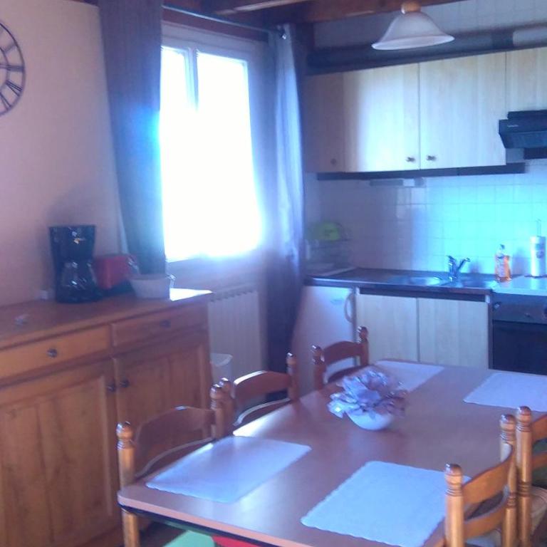 Lamour - Appartement avec Vue sur la Montagne - 6