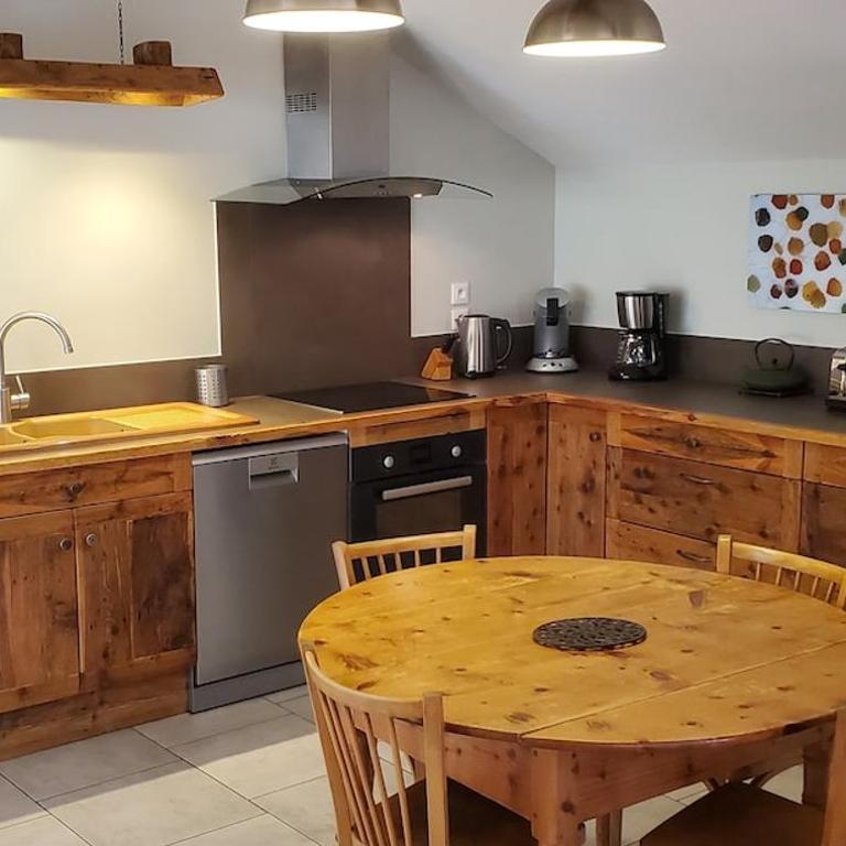 La Maison de Lucien, chalet 4 étoiles pour 10 personnes - Maison de Vacances - 4