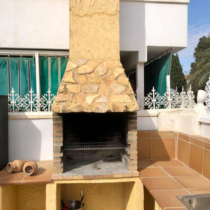 Holiday House, private pool - Casa - 9
