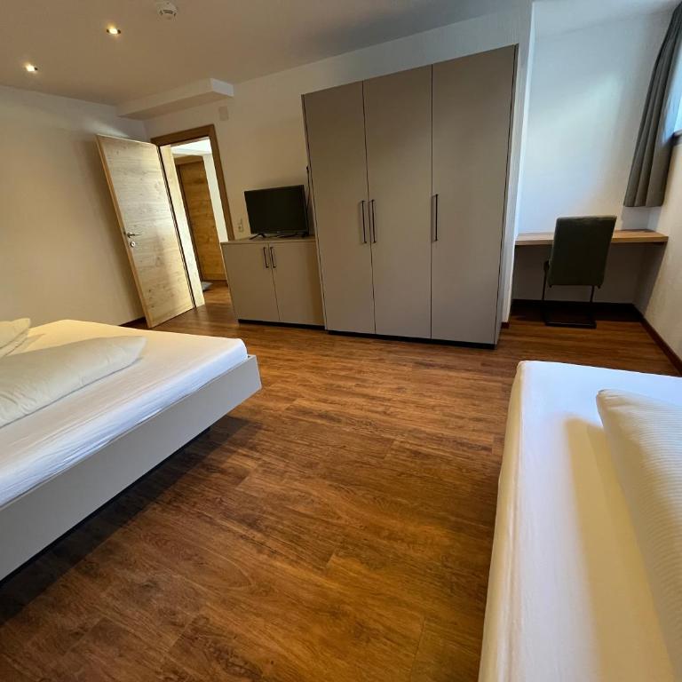 Apart Hotel Neier - Deluxe One-Bedroom Apartment - 4